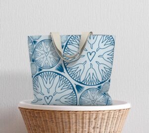 Szossari Love market tote