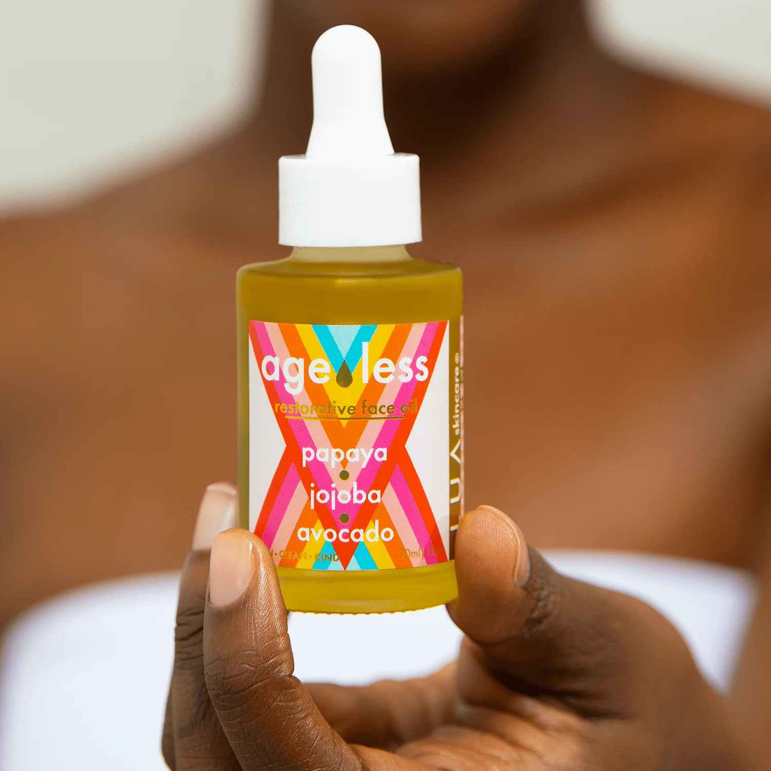 LUA skincare Ageless Restorative Face Oil