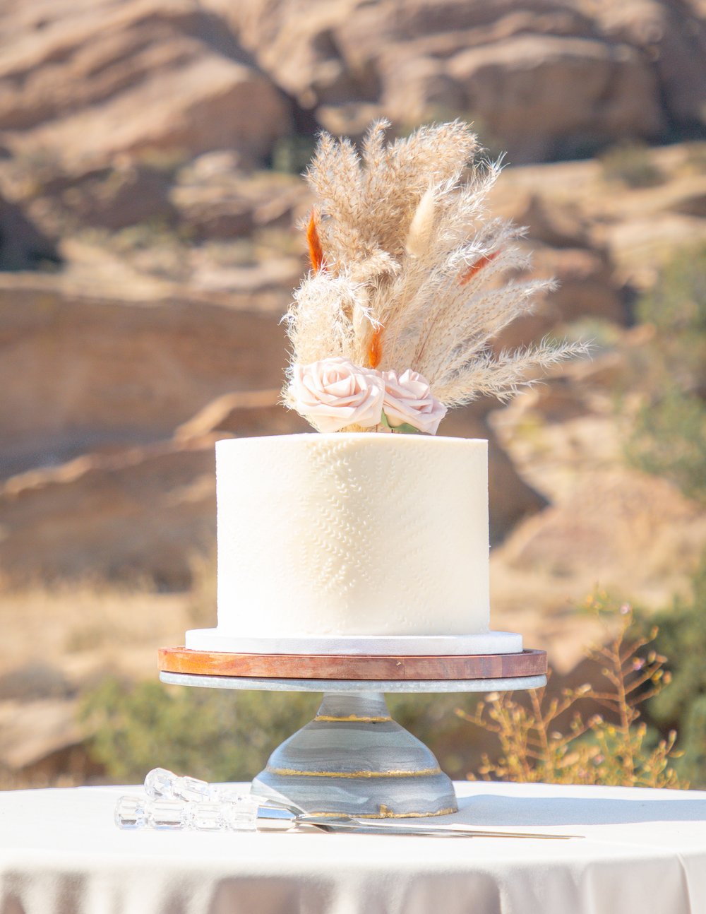 Ruebaes Sweet Treats Custom Cake