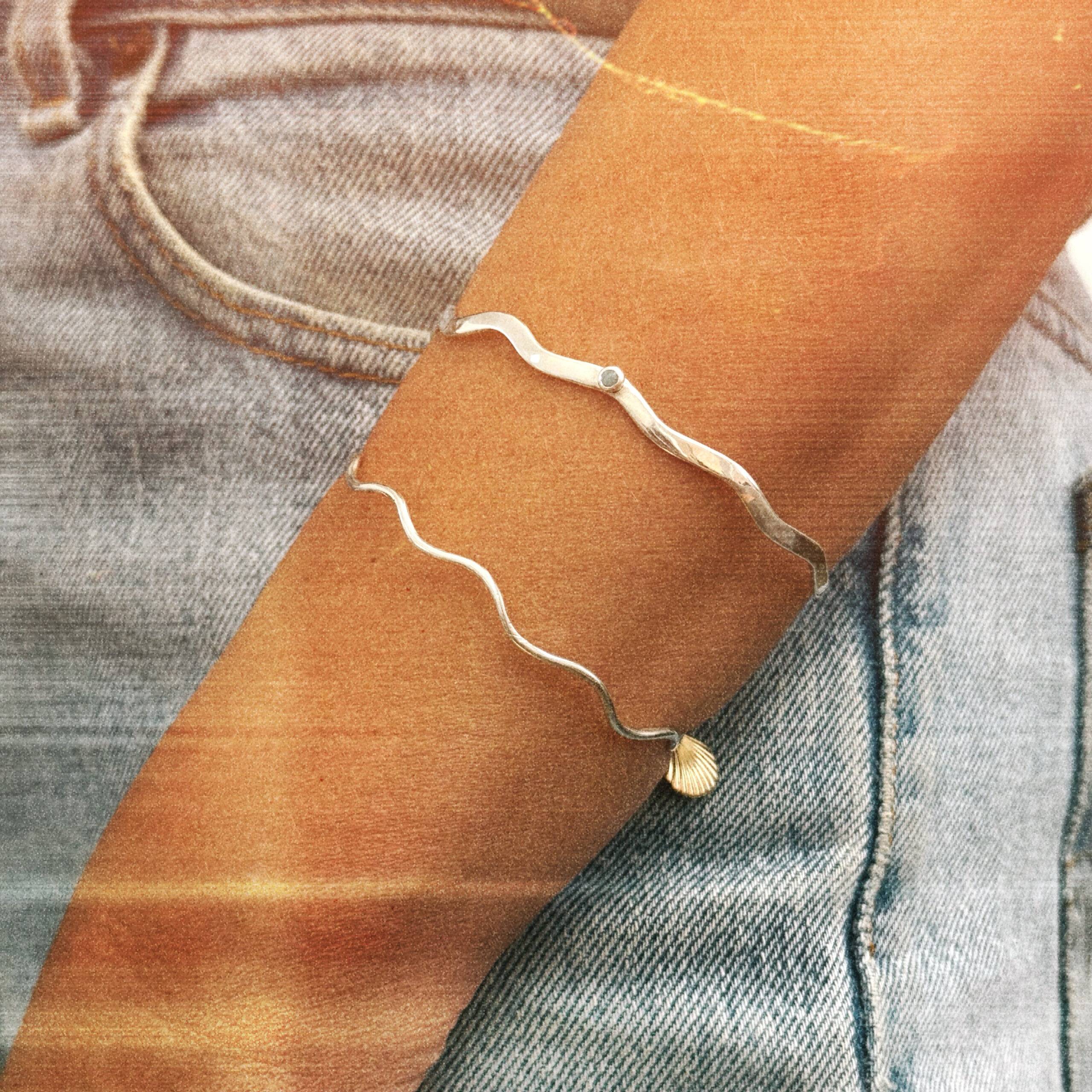 silver bracelet wave