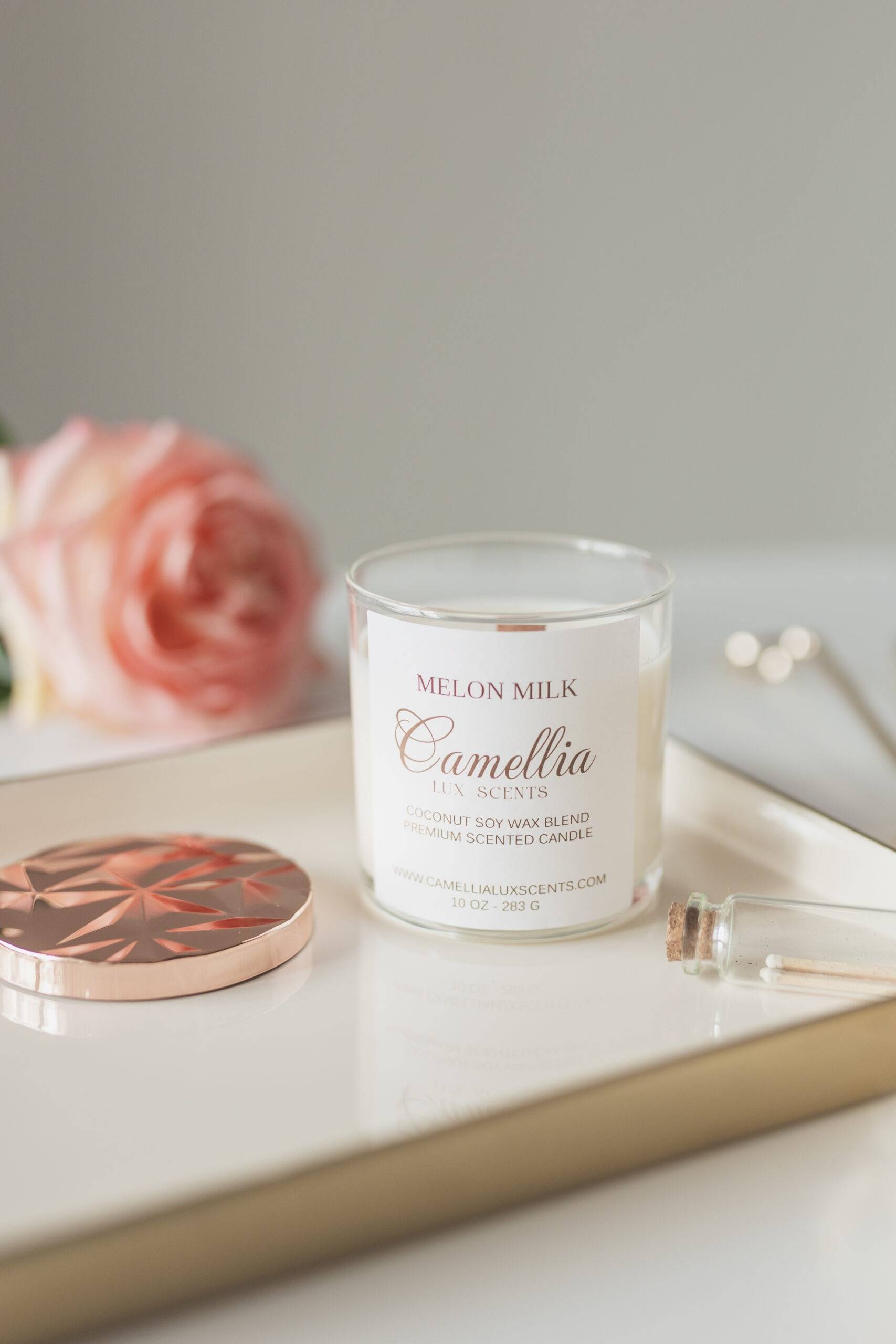 Made with premium coconut/soy wax featuring a crackling wooden wick.