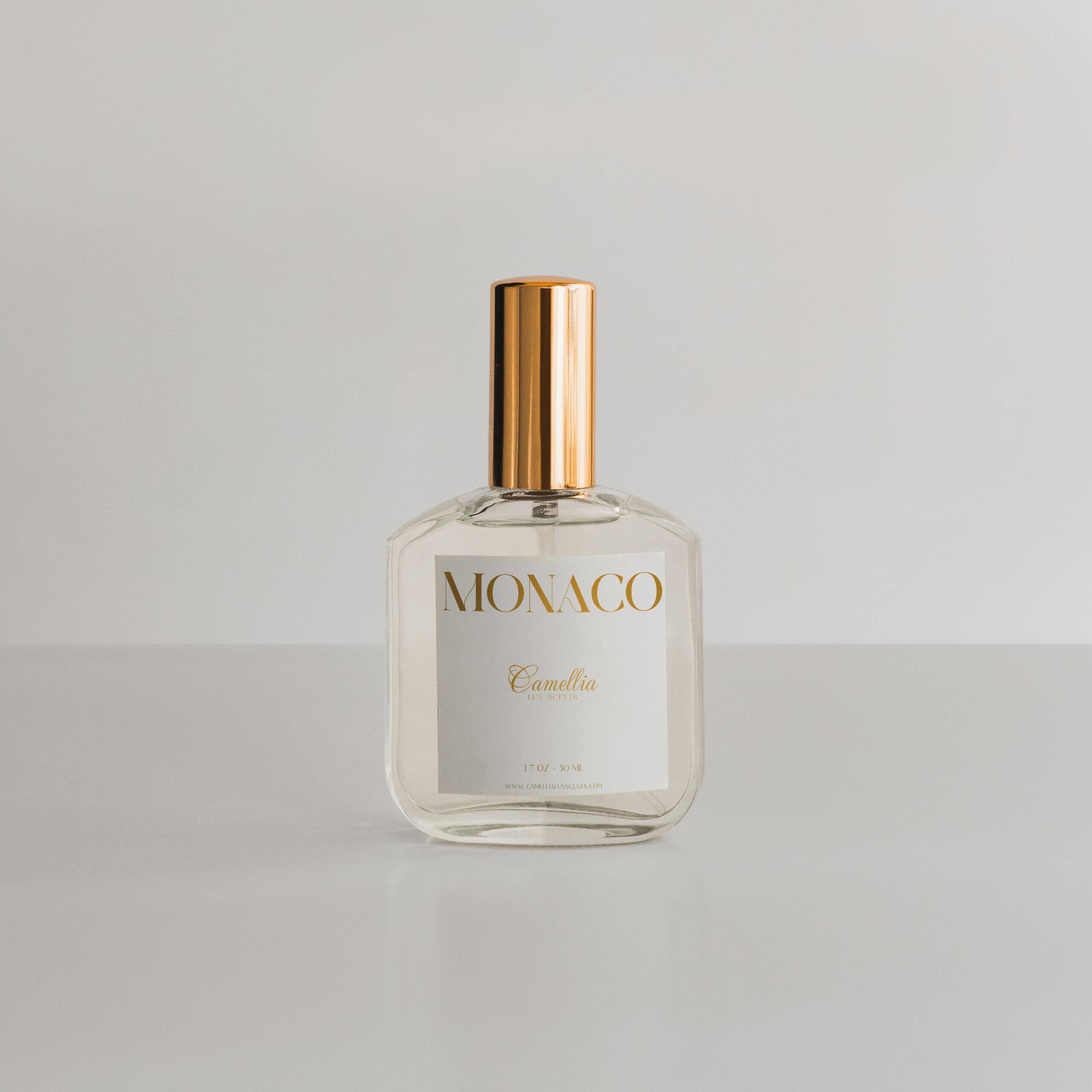 Luxury Perfume inspired by BR540 Rich cedarwood, sensual musk, and rare ambergris create a sophisticated base that's both captivating and unforgettable